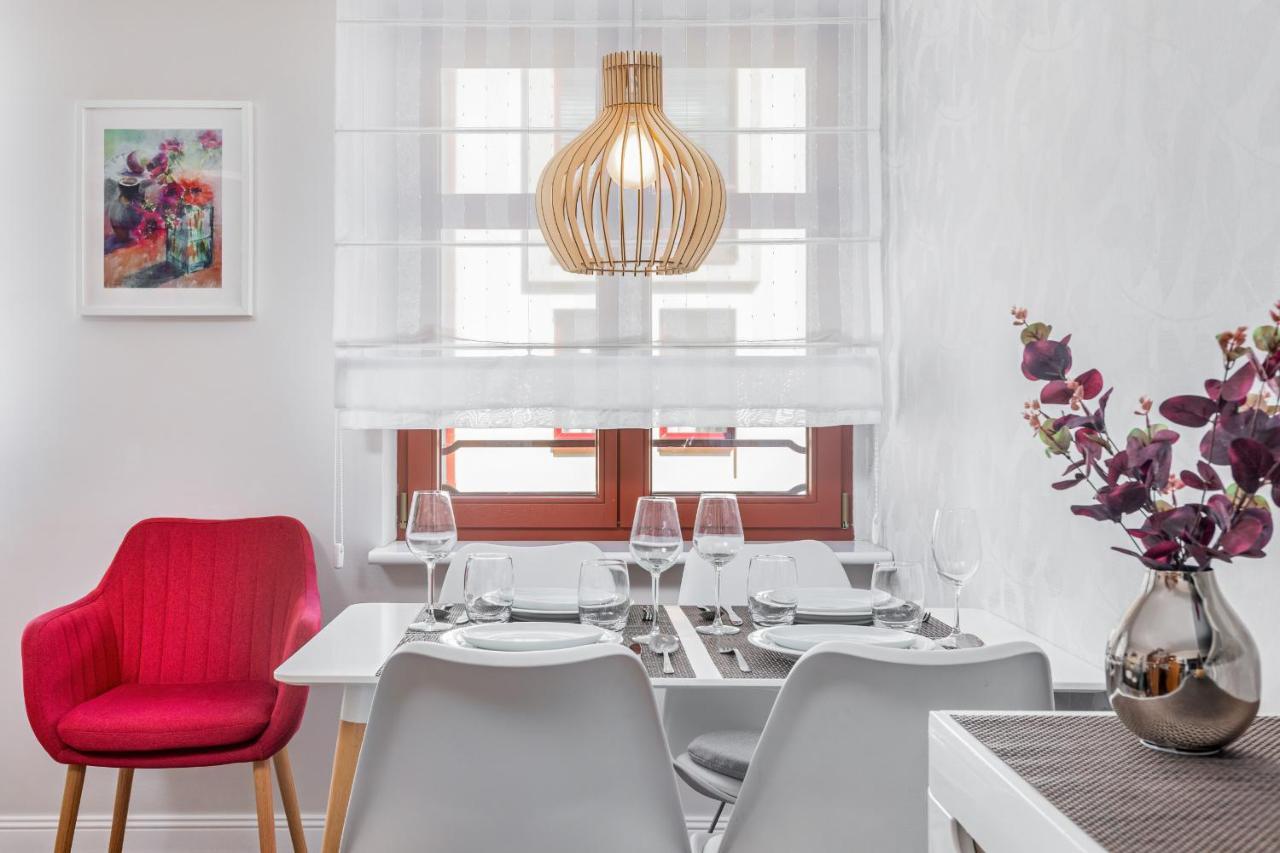 Modern Apartment With Balcony In Swinoujscie Center By Noclegi Renters Exteriör bild